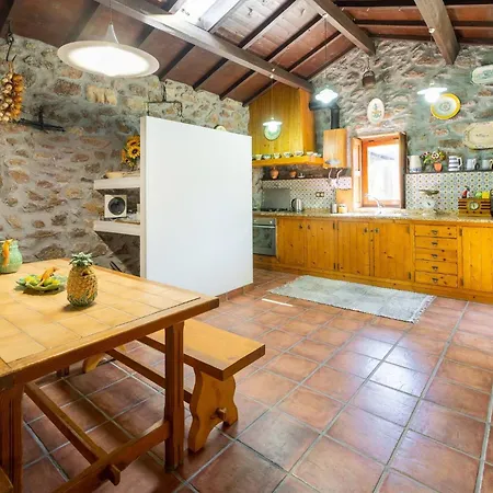 Alojamento de Turismo Rural Stone House Casa Pedras Covas (Viana do Castelo)