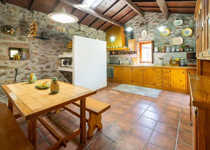 Фермерский дом Stone House Casa Pedras Covas (Viana do Castelo)